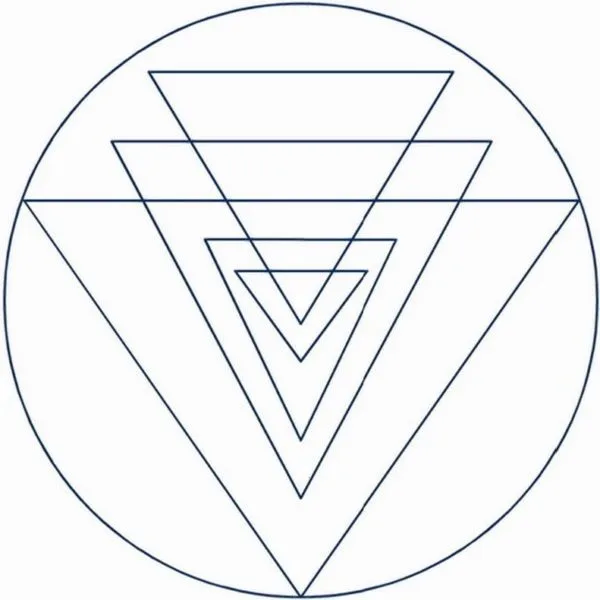 5 triangles du shri yantra pointés vers le bas